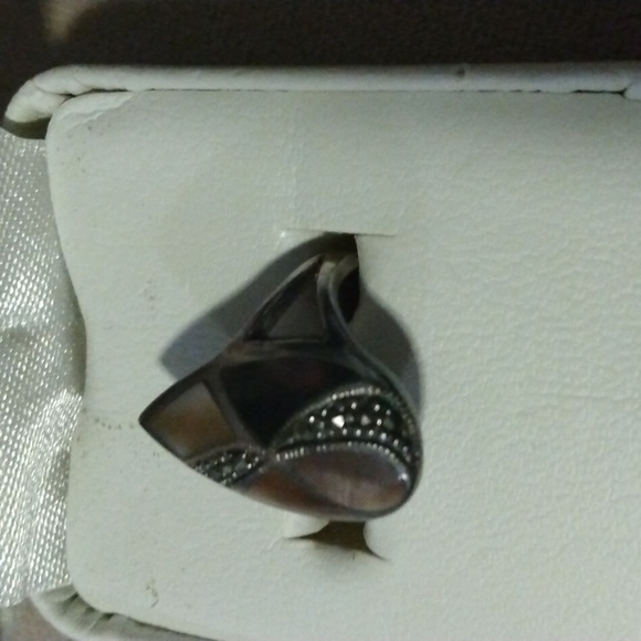 Beautiful Sterling Silver .925 Ring Size 5 - Picture 7 of 7